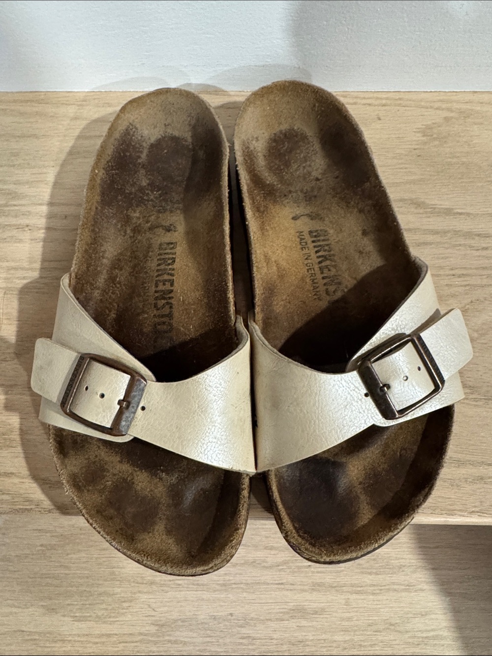 Birkenstock Arizona White Leather Two-Strap Sandals Sz 36 Made in Germany